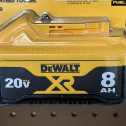 NEW! DeWalt 20V XR 8Ah Battery