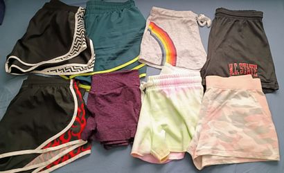 8 women's shorts size s/m lot