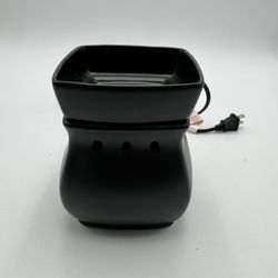 Authentic Scentsy "Classic Satin Black" Electric Wax Warmer