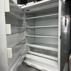 Subzero 36” Built In Bottom Freezer Refrigerator Panel Ready