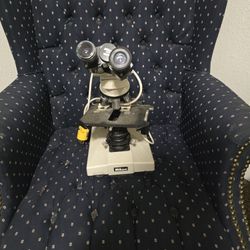 Nikon Microscope
