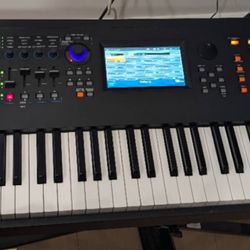 Yamaha MODX8+ 88-Key Synthesizer