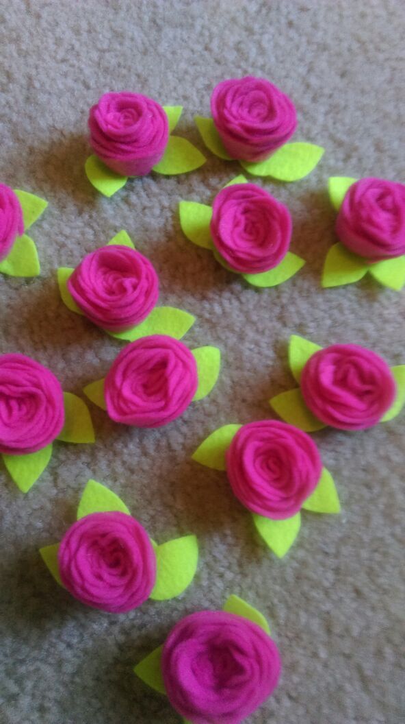 Valentine's day New 12 pink felt roses bridal shower romance garden