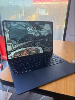 13 Inch Apple MacBook Air M3