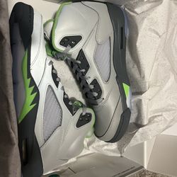 Vendo Solo Vendo  Verdes 200 Azules 250 Rosados Y Grises 300 Cada Uno La Ganancia Es Para Una Buena Causa Información Inbox Todos Talla 9.5