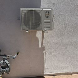 Minisplits Marca  York  KYA MAGESTIC INVERT WIFI APP KYA NOVELTY  ❄️❄️❄️❄️❄️❄️❄️❄️refrigeración y calefacción 🥵🥵🥵🥵🥵🥵🥵🥵🥵 Cuenta con 4 velocida