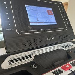 Treadmill 
