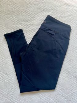 Calia by Carrie Underwood black leggings Size L