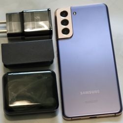 Samsung Galaxy S21 , Factory Unlocked,  Excellent Condition Like New 