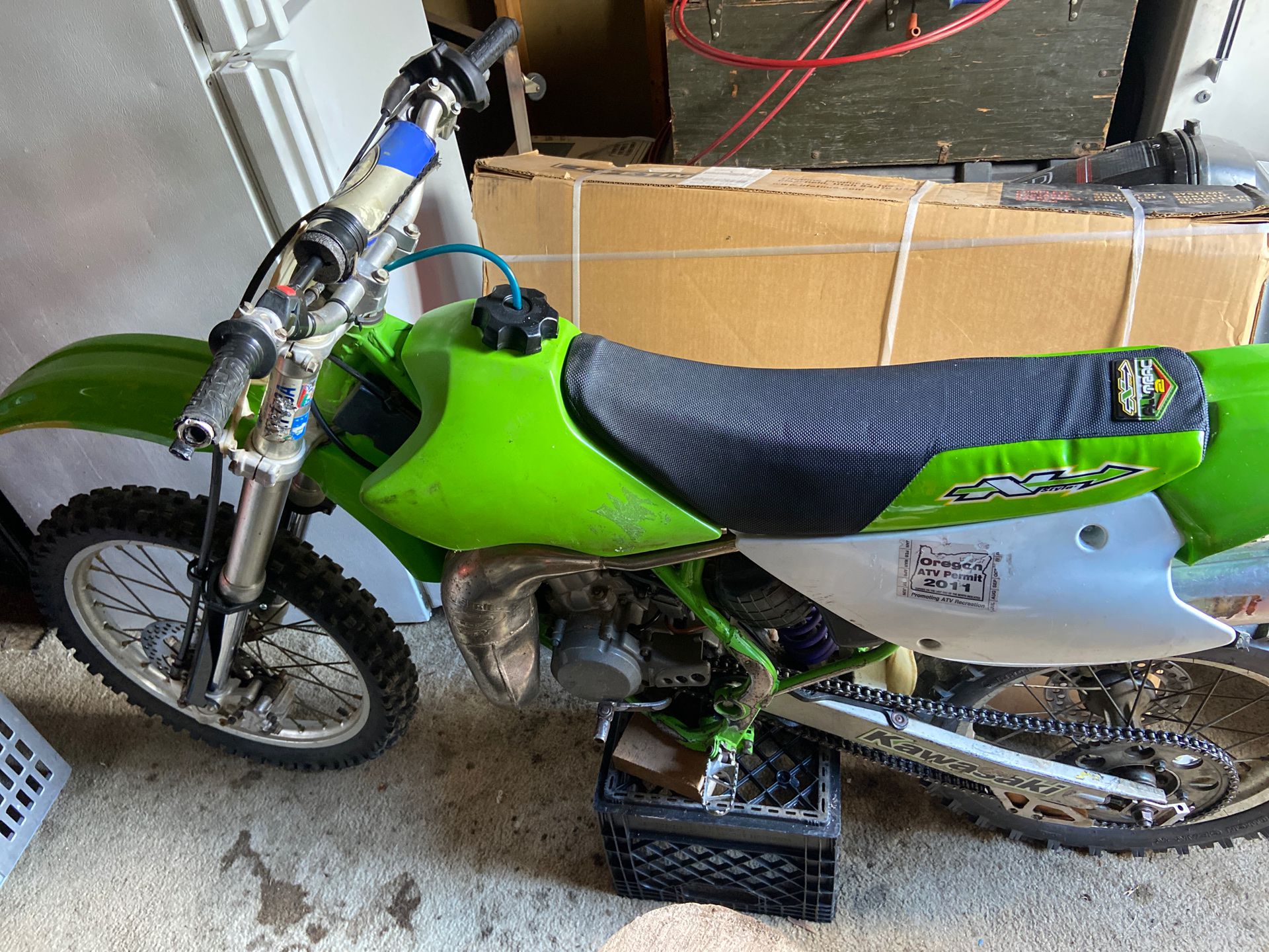 Kawasaki kx125 dirt bike