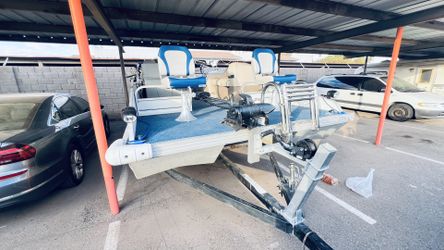 Misty Harbor 22’ Pontoon Bass Boat