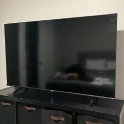 Brand New 75” Hisense Roku TV 
