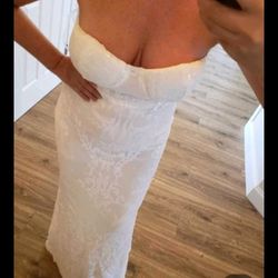 Brand New Wedding Dress With Bouquet In Vail Size 8