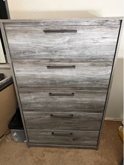 Queen Bed Set & Funiture
