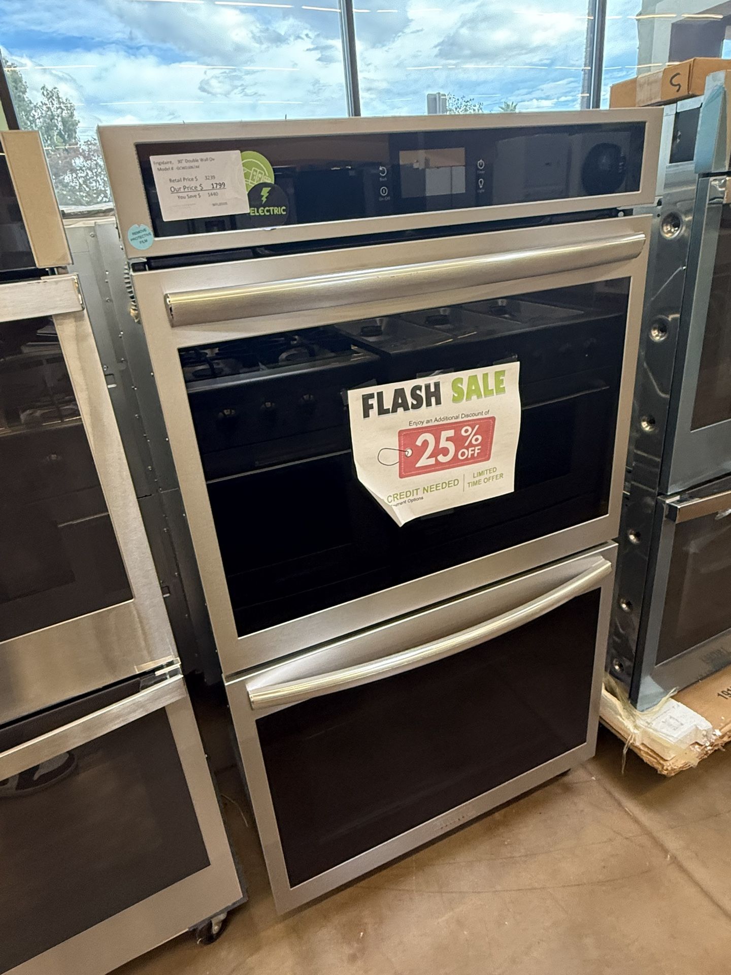 Frigidaire 30” electric double wall oven