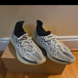 adidas Yeezy Boost 350 V2 Size 11.5 CMPCT Slate White