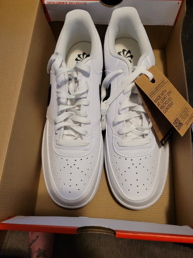 Nike Court Vision