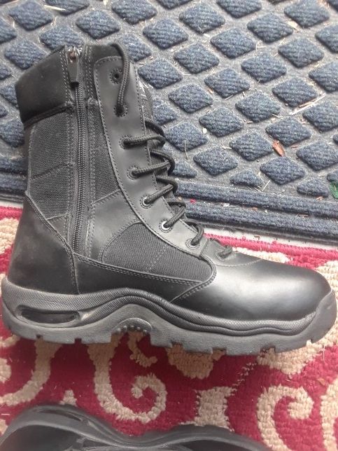 Magnum Black Work boots Leather oil resistant size 11