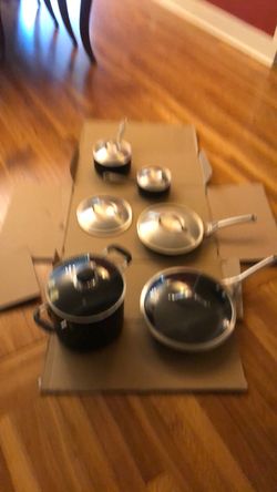 Free Calphalon pan set