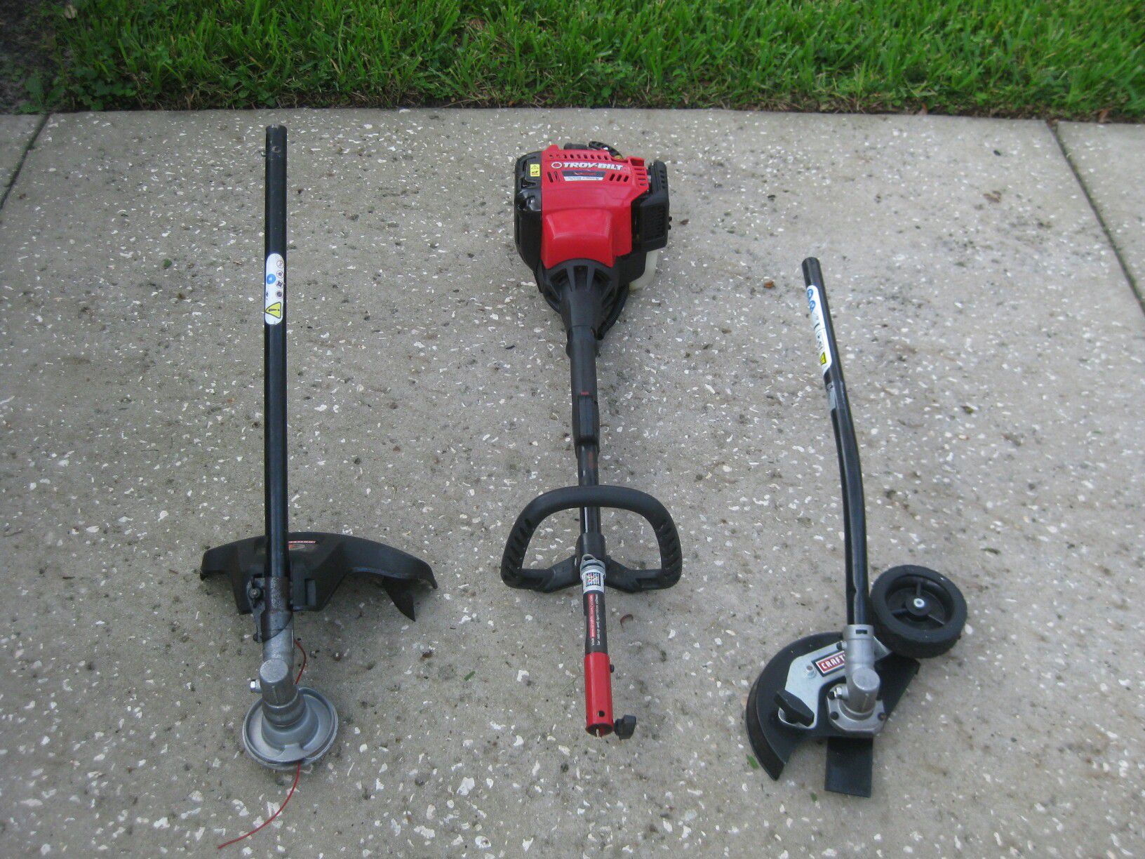 Troy Bilt 4 Cycle Trimmer and Edger - Like New