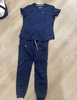 Fabletics Scrubs