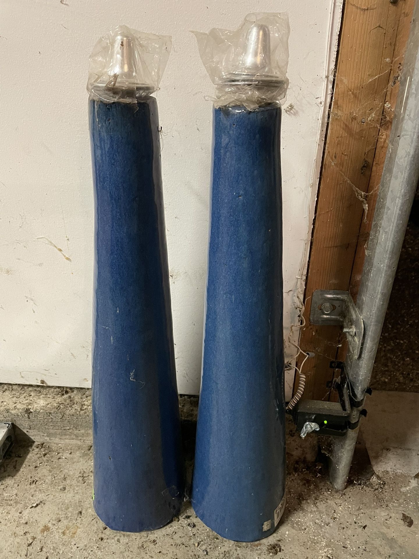 2 SET OF GAS LANTERNS STONEWARE