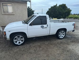 1993 Nissan Pickup