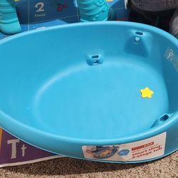 Baby Blue Whale  Bath 