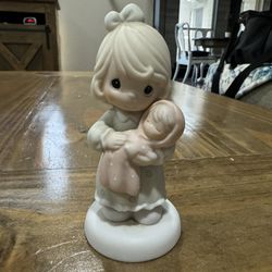 Precious Moments Figurine All Things Grow With Love Baby Girl 