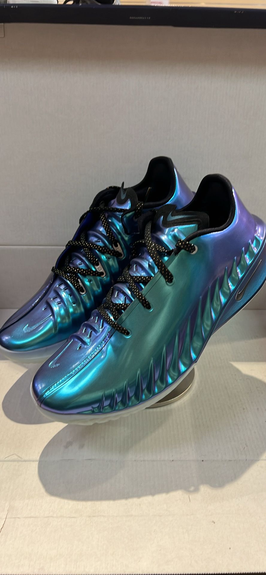 NIKE AIR ZOOM GT CUT 4 “PREHEAT”