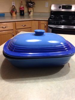 Still Available!!! Deep covered Bake Stoneware. (New in box)