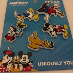 Crocs Mickey And Friends Charms 