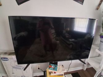 Gently Used Tv