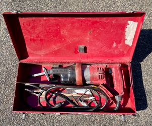 Vintage Milwaukee Sawzall Reciprocating Saw With Classic Red Metal Carrying Case