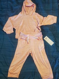 New Reebok Baby Girls Set Size 12 Months
