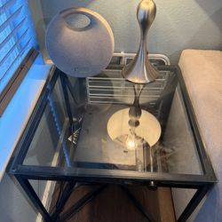 Side Tables 