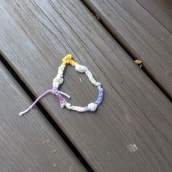 Bud Bracelet 
