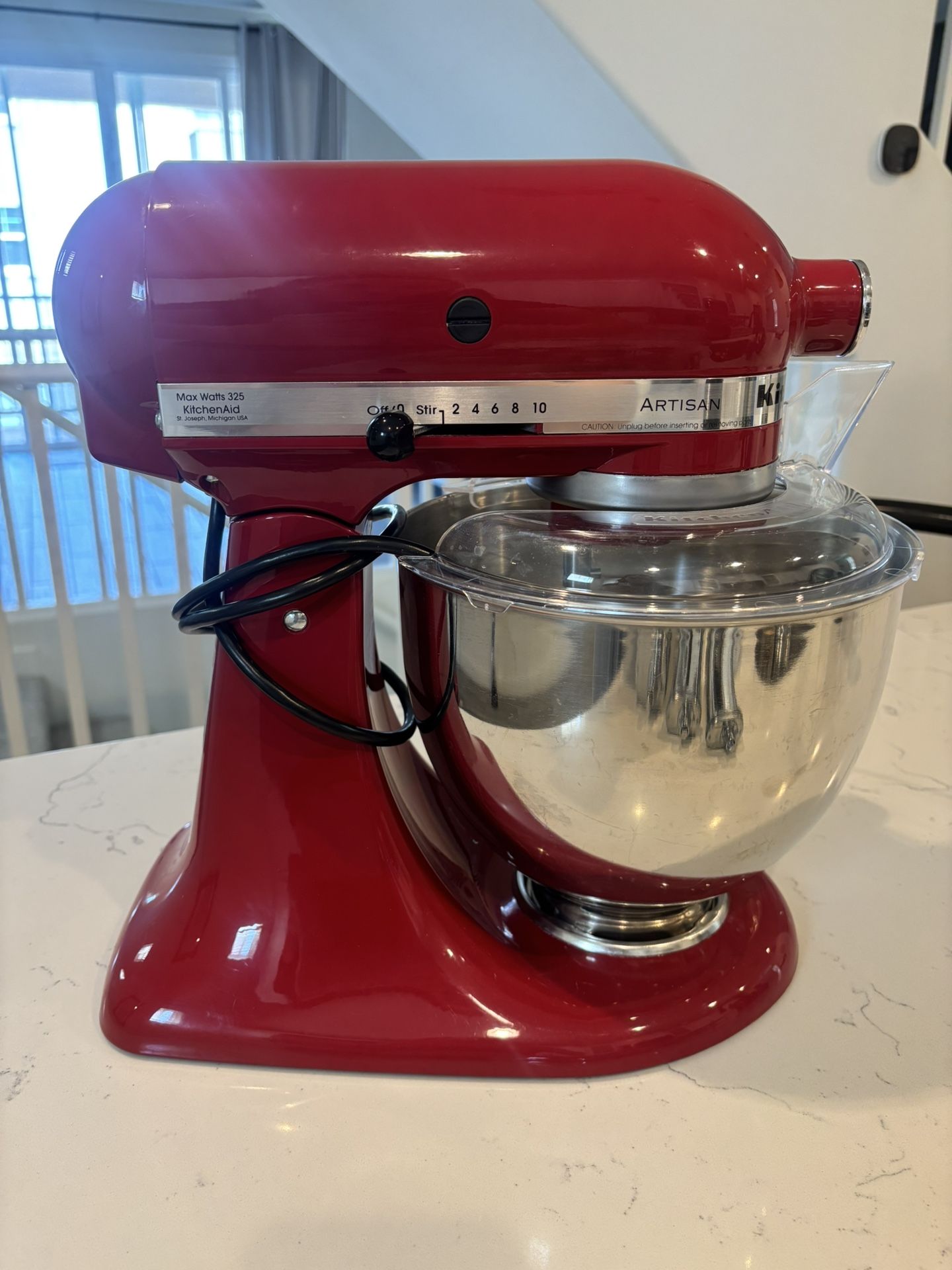Kitchenaid stand mixer + sifter and scale