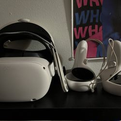 Oculus Quest 2 Read Description For More Information 