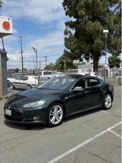 2014 Tesla Model S