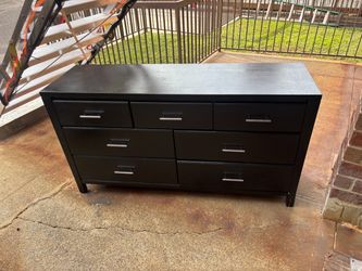 Black 7-Drawer Wood Dresser