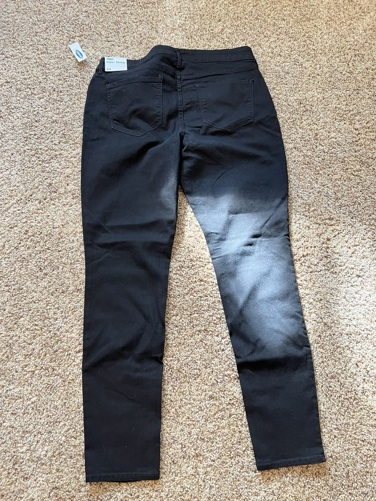 Black Super Skinny Jeans. Size 14 Old navy
