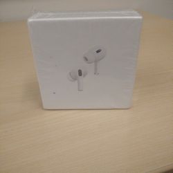 Apple Earphone 2nd Generation With Magnetic Charging Case