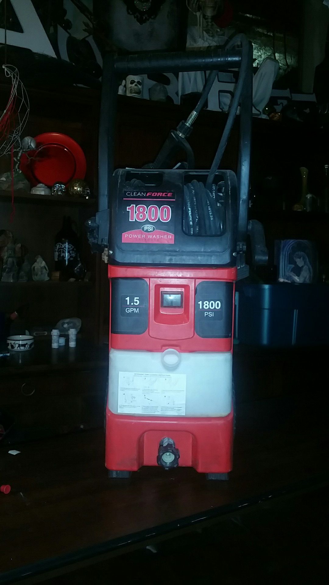 Clean force 1800 psi power washer
