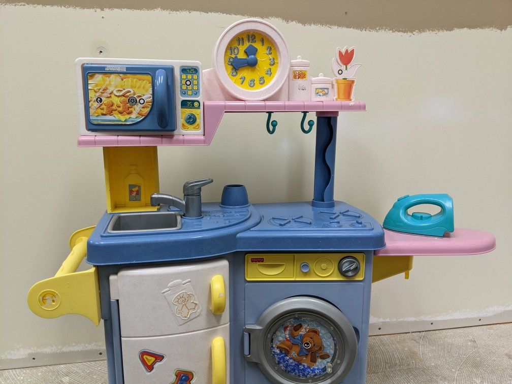 Fisher Price Kitchen/Laundry