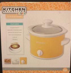 New In Box 1.5 QT Slow Cooker