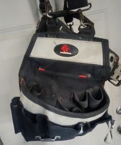 Tool belt with suspenders