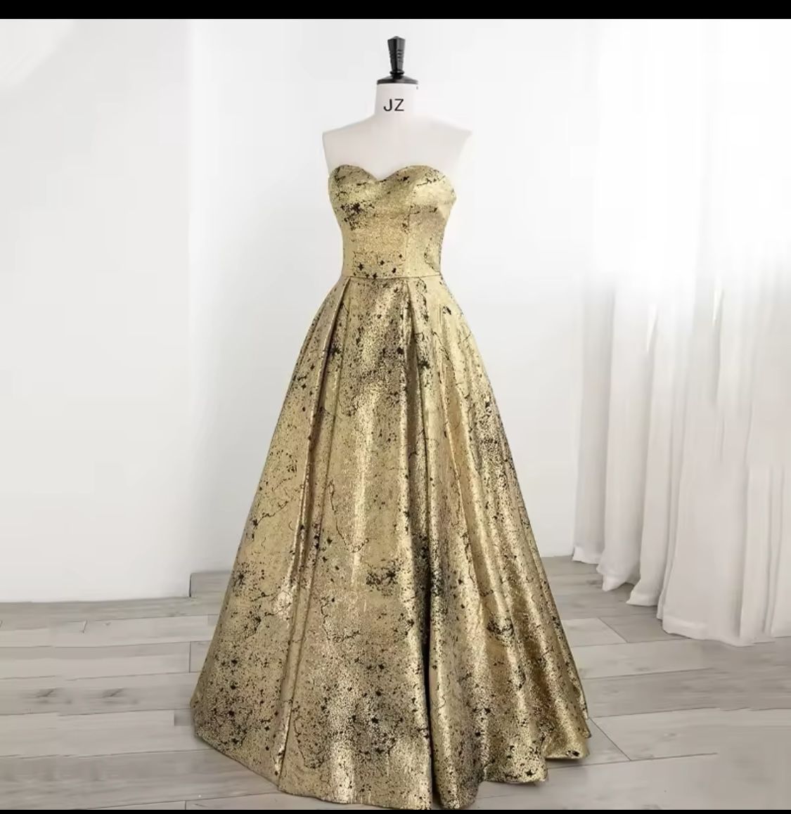 hermoso vestido color oro 18w