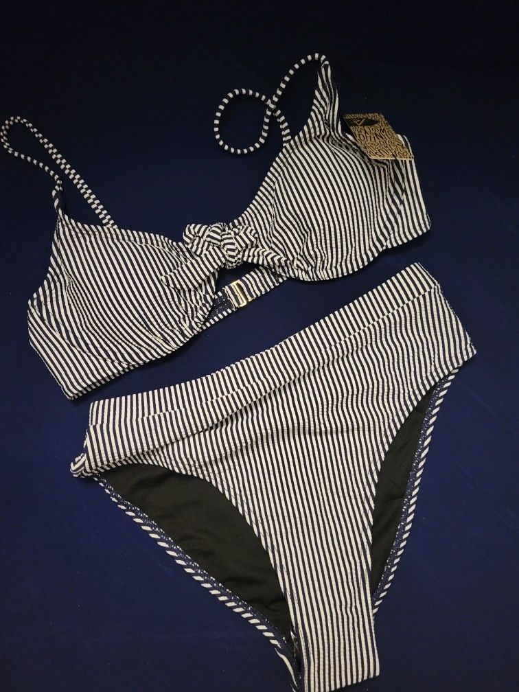 NEW ASBAYSON Large white and navy stripe bikini