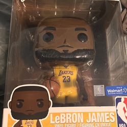 LeBRON JAMES FUNKO POP